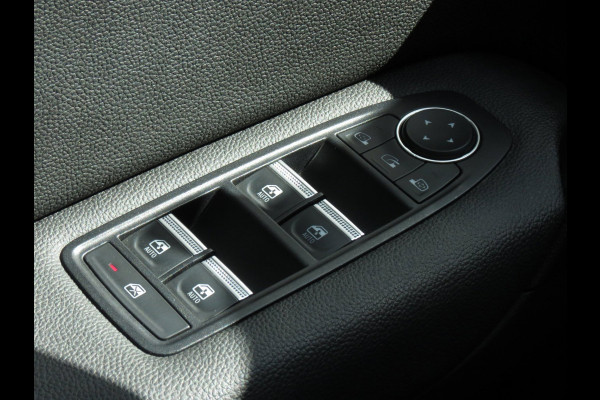 Renault Captur 1.3 TCe 130 Intens Two-Tone AUTOMAAT | 1e EIGENAAR | CAMERA | CARPLAY | KEYLESS ENTRY | LED KOPLAMPEN | NAVI |