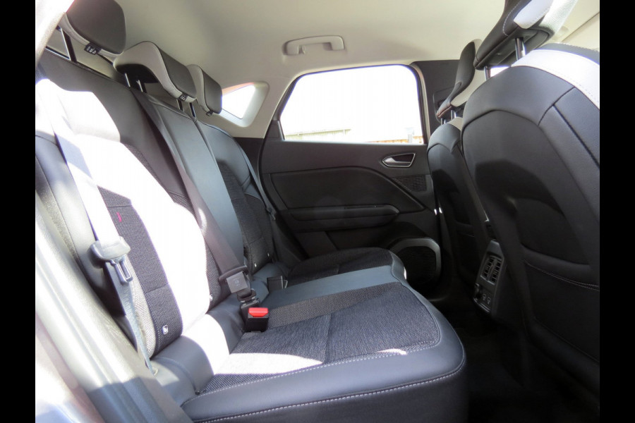 Renault Captur 1.3 TCe 130 Intens Two-Tone AUTOMAAT | 1e EIGENAAR | CAMERA | CARPLAY | KEYLESS ENTRY | LED KOPLAMPEN | NAVI |