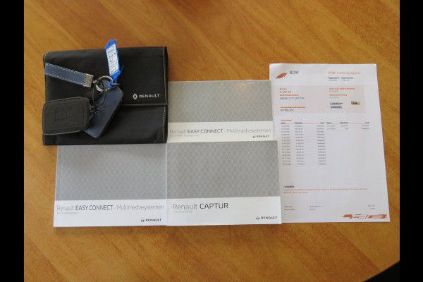 Renault Captur 1.3 TCe 130 Intens Two-Tone AUTOMAAT | 1e EIGENAAR | CAMERA | CARPLAY | KEYLESS ENTRY | LED KOPLAMPEN | NAVI |