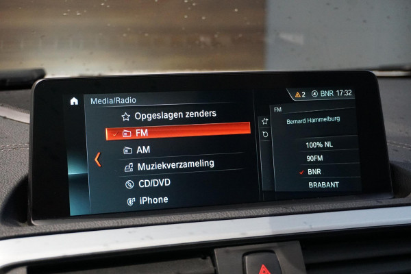 BMW 2 Serie Cabrio 220i High Executive + CAMERA / LEDER / STOELVERWARMING / GROOT SCHERM