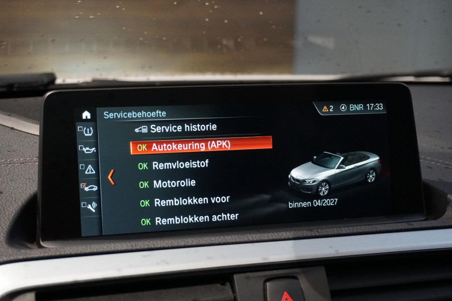 BMW 2 Serie Cabrio 220i High Executive + CAMERA / LEDER / STOELVERWARMING / GROOT SCHERM
