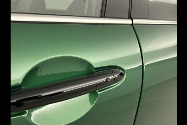 MINI Clubman 1.5 Aut. Cooper Premium Plus Pano-dak/Head-Up Display/Memory