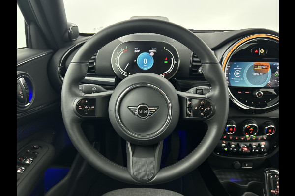 MINI Clubman 1.5 Aut. Cooper Premium Plus Pano-dak/Head-Up Display/Memory