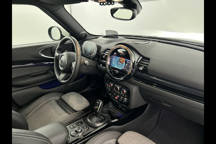 MINI Clubman 1.5 Aut. Cooper Premium Plus Pano-dak/Head-Up Display/Memory