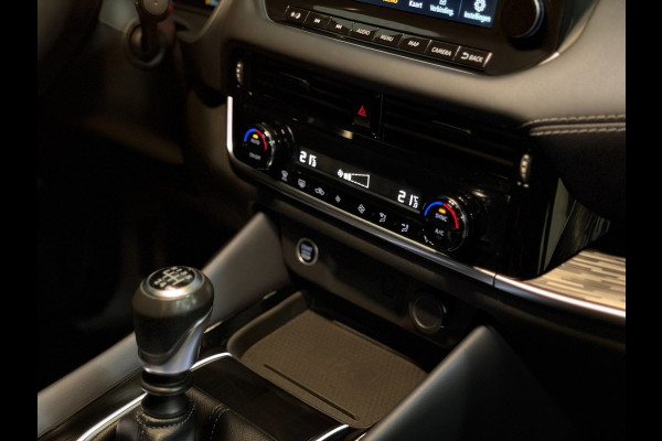 Nissan QASHQAI 1.3 MHEV Business Premium ALLE OPTIES!