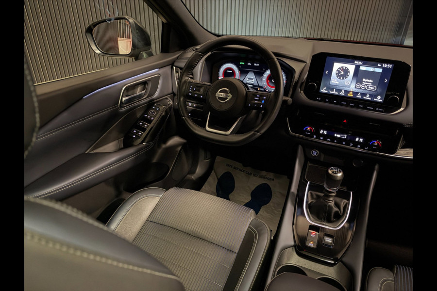 Nissan QASHQAI 1.3 MHEV Business Premium ALLE OPTIES!
