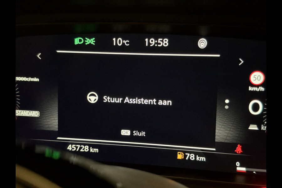 Nissan QASHQAI 1.3 MHEV Business Premium ALLE OPTIES!