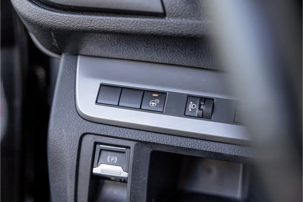 Peugeot Expert 2.0 BlueHDi 180 L3 Sport DC | LED | ACC | Lederen bekleding | CarPlay | Camera | Blind Spot | Trekhaak | Stoelverwarming | Orig. NL auto