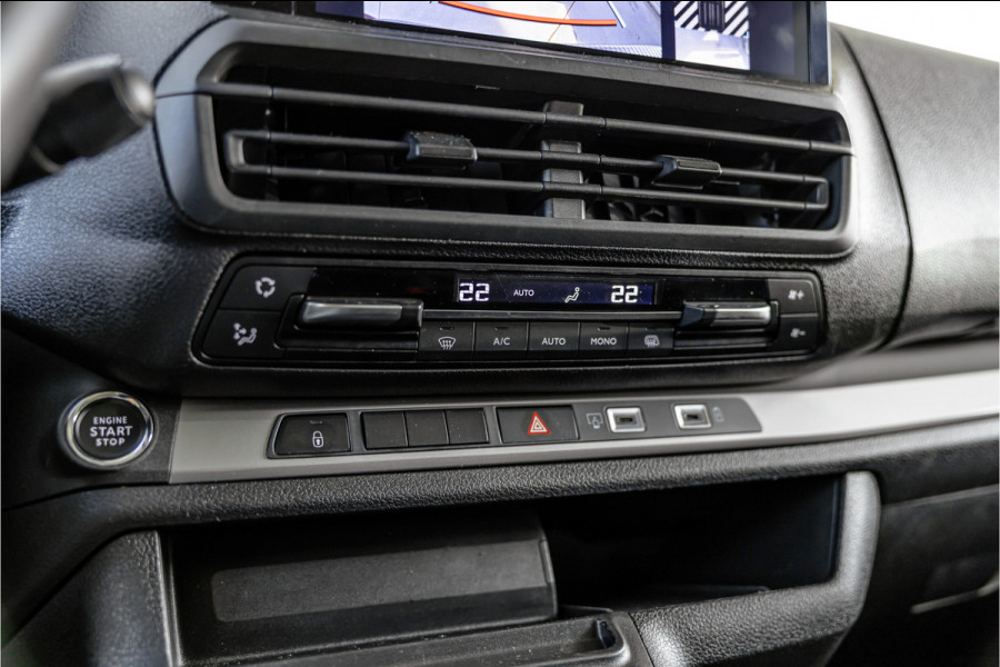 Peugeot Expert 2.0 BlueHDi 180 L3 Sport DC | LED | ACC | Lederen bekleding | CarPlay | Camera | Blind Spot | Trekhaak | Stoelverwarming | Orig. NL auto