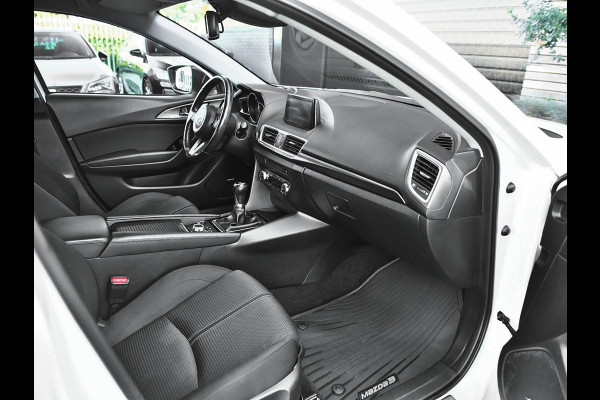Mazda 3 2.0 SkyActiv-G 120 SkyLease+ Sport Pakket Camera Navi Clima 18 inch
