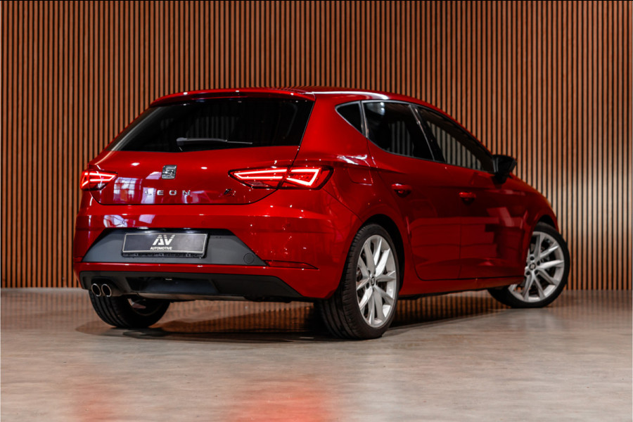 Seat Leon ST 1.4 EcoTSI 150 PK FR | Camera | Bi-Xenon | CarPlay | Lederen bekleding | PDC | Cruise control | Airco | Nieuwe APK