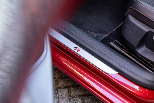 Seat Leon ST 1.4 EcoTSI 150 PK FR | Camera | Bi-Xenon | CarPlay | Lederen bekleding | PDC | Cruise control | Airco | Nieuwe APK