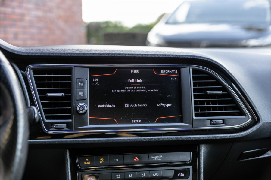 Seat Leon ST 1.4 EcoTSI 150 PK FR | Camera | Bi-Xenon | CarPlay | Lederen bekleding | PDC | Cruise control | Airco | Nieuwe APK