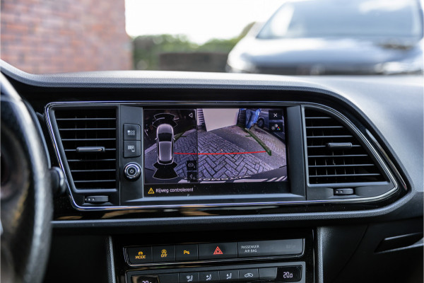 Seat Leon ST 1.4 EcoTSI 150 PK FR | Camera | Bi-Xenon | CarPlay | Lederen bekleding | PDC | Cruise control | Airco | Nieuwe APK