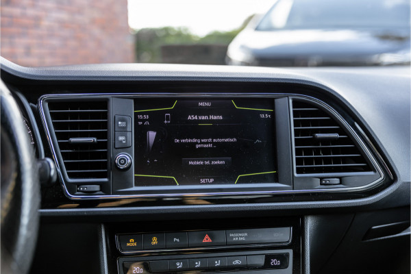 Seat Leon ST 1.4 EcoTSI 150 PK FR | Camera | Bi-Xenon | CarPlay | Lederen bekleding | PDC | Cruise control | Airco | Nieuwe APK