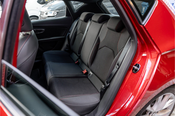 Seat Leon ST 1.4 EcoTSI 150 PK FR | Camera | Bi-Xenon | CarPlay | Lederen bekleding | PDC | Cruise control | Airco | Nieuwe APK