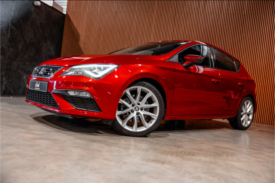 Seat Leon ST 1.4 EcoTSI 150 PK FR | Camera | Bi-Xenon | CarPlay | Lederen bekleding | PDC | Cruise control | Airco | Nieuwe APK