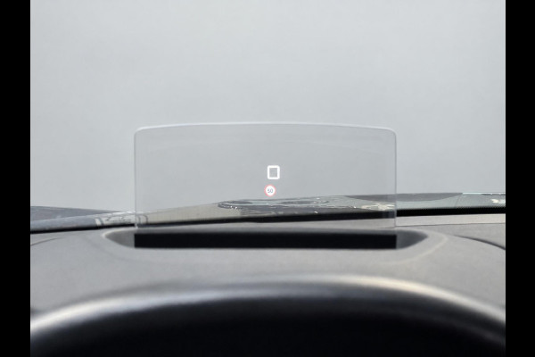 Citroën Ë-C4 X Shine 50 kWh | Panoramadak | Pack Winter | Fietsendragerhaak | Prijs is rijklaar