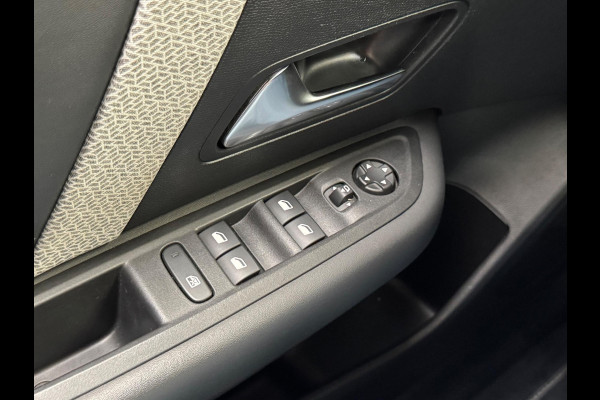 Citroën Ë-C4 X Shine 50 kWh | Panoramadak | Pack Winter | Fietsendragerhaak | Prijs is rijklaar