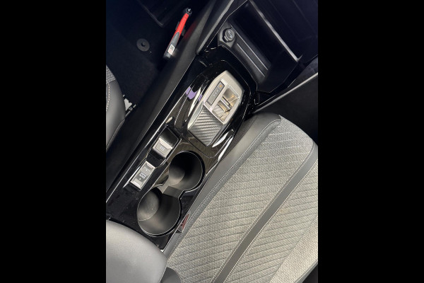 Peugeot 208 1.2 Hybrid 110 e-DCS6 Allure Automaat | 360 camera | Drive assist | Prijs is rijklaar