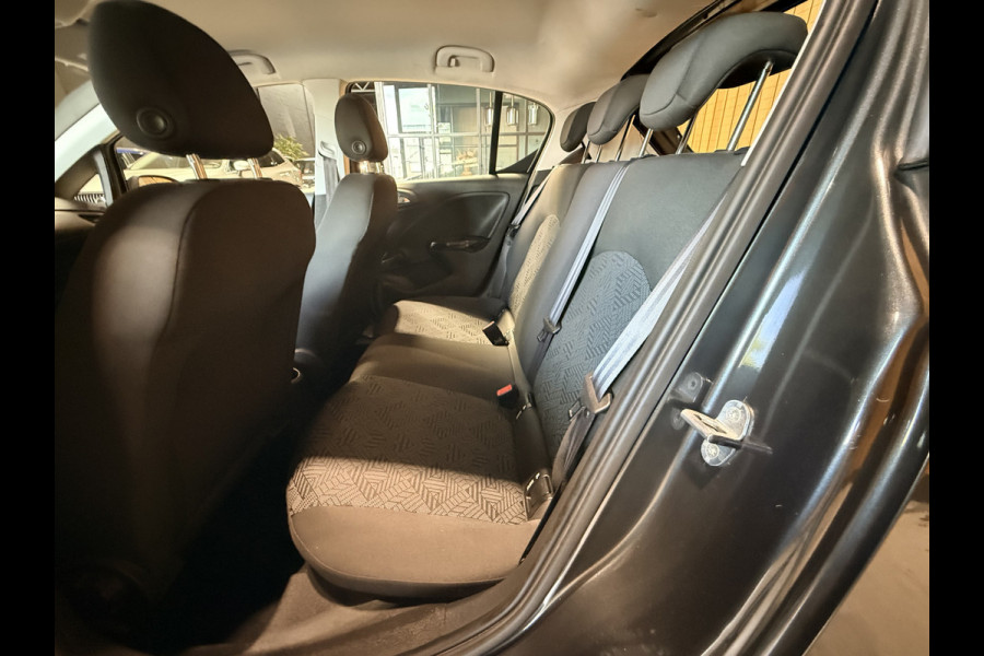 Opel Corsa 1.4 Favourite Airco. Cruise. Trekhaak. 78000 km met NAP