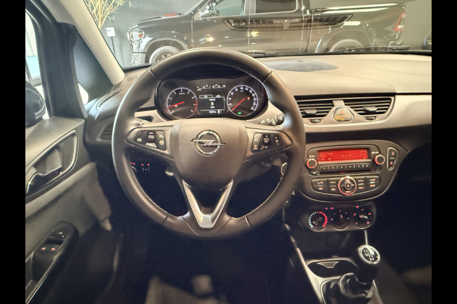 Opel Corsa 1.4 Favourite Airco. Cruise. Trekhaak. 78000 km met NAP