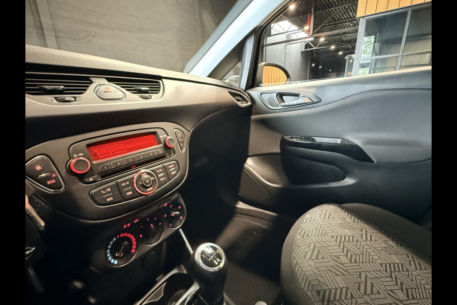 Opel Corsa 1.4 Favourite Airco. Cruise. Trekhaak. 78000 km met NAP