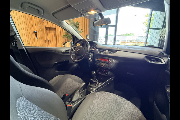 Opel Corsa 1.4 Favourite Airco. Cruise. Trekhaak. 78000 km met NAP