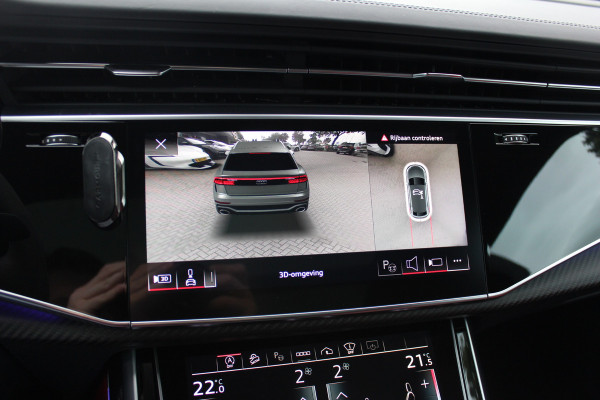 Audi RSQ8 4.0 TFSI quattro / URBAN / Milltek / Trekhaak / Panoramadak / 360Camera / Head-up / B&O 3D / Keramisch / Achterasbesturing / 23'' / RS Dynamic Pakket / Keyless / Carbon intr. / Ventilatie+Massage / Dodehoek /