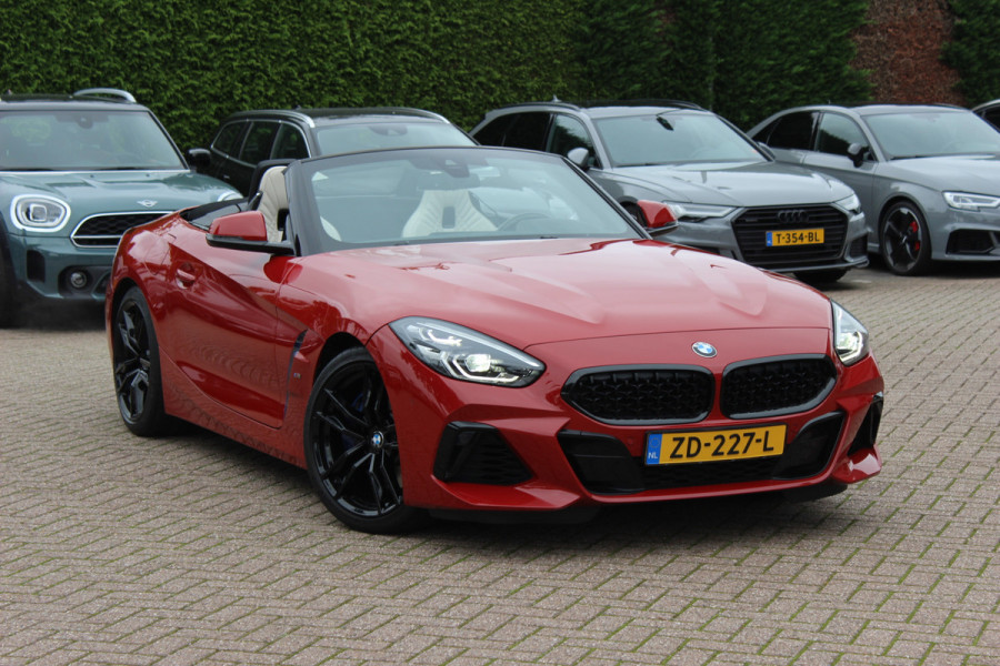BMW Z4 Roadster M40i First Edition / Full option! / Camera / Head-up / Leder / Harman Kardon / 19'' / Keyless / Stuur+Stoelverwarming / Windscherm / Dodehoek / DAB / ACC