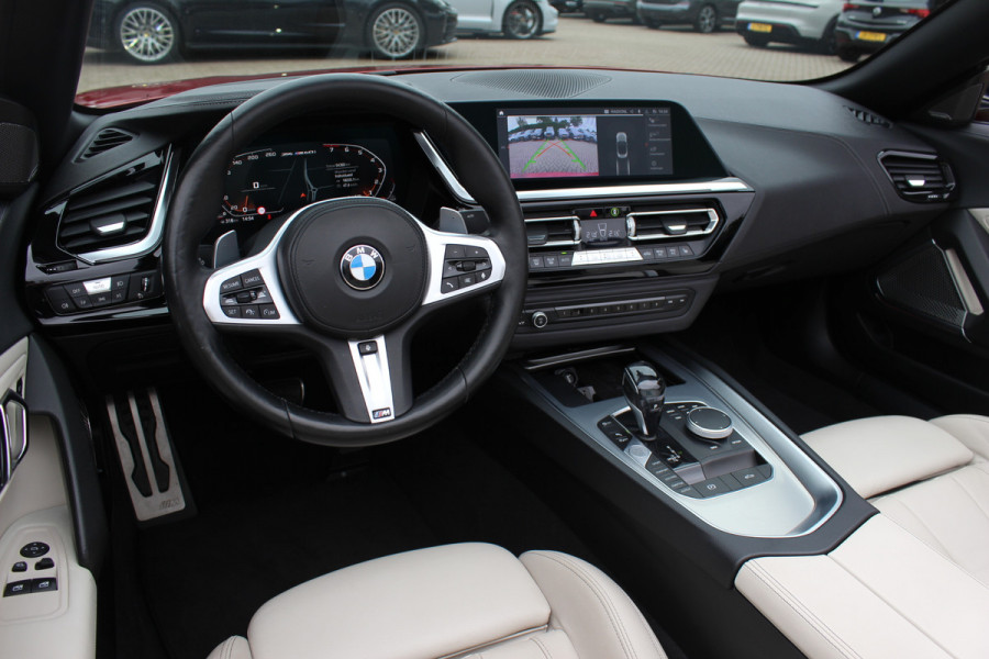 BMW Z4 Roadster M40i First Edition / Full option! / Camera / Head-up / Leder / Harman Kardon / 19'' / Keyless / Stuur+Stoelverwarming / Windscherm / Dodehoek / DAB / ACC