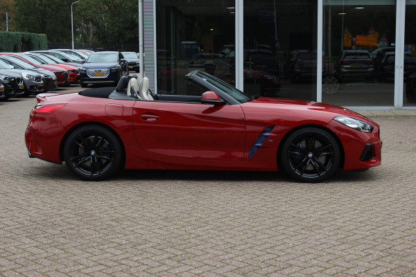 BMW Z4 Roadster M40i First Edition / Full option! / Camera / Head-up / Leder / Harman Kardon / 19'' / Keyless / Stuur+Stoelverwarming / Windscherm / Dodehoek / DAB / ACC