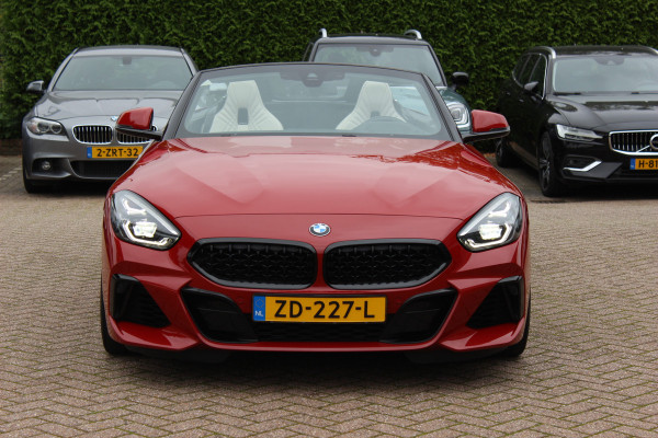BMW Z4 Roadster M40i First Edition / Full option! / Camera / Head-up / Leder / Harman Kardon / 19'' / Keyless / Stuur+Stoelverwarming / Windscherm / Dodehoek / DAB / ACC