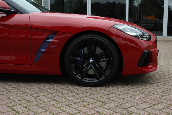 BMW Z4 Roadster M40i First Edition / Full option! / Camera / Head-up / Leder / Harman Kardon / 19'' / Keyless / Stuur+Stoelverwarming / Windscherm / Dodehoek / DAB / ACC