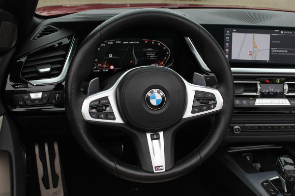 BMW Z4 Roadster M40i First Edition / Full option! / Camera / Head-up / Leder / Harman Kardon / 19'' / Keyless / Stuur+Stoelverwarming / Windscherm / Dodehoek / DAB / ACC
