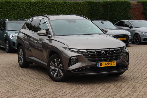 Hyundai Tucson 1.6 T-GDI MHEV Comfort Smart / Trekhaak / Camera / CarPlay / Keyless / 19'' / Navigatie / Virtual Cockpit / Stuur+Stoelverwarming / DAB / Cruise Control