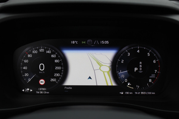 Volvo XC40 2.0 T4 Inscription / Trekhaak / Panoramadak / Camera / Leder / 18'' / Elektr. Stoelen / CarPlay / Stoelverwarming / Dodehoek / ACC