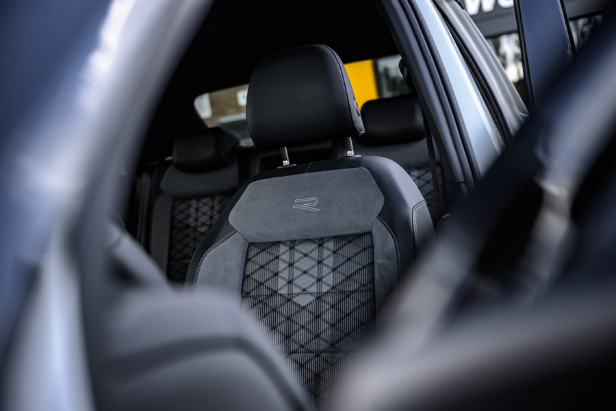 Volkswagen T-Roc 1.5 TSI R-Line Pano/iQ-light/Blindspot