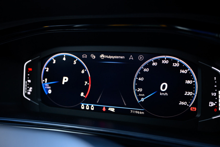 Volkswagen T-Roc 1.5 TSI R-Line Pano/iQ-light/Blindspot