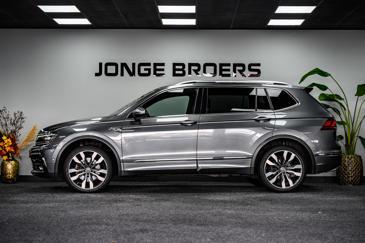 Volkswagen Tiguan Allspace 2.0 TSI 4Motion Highline Business R 7p. Pano/Trekhaak/HUD/Virtual