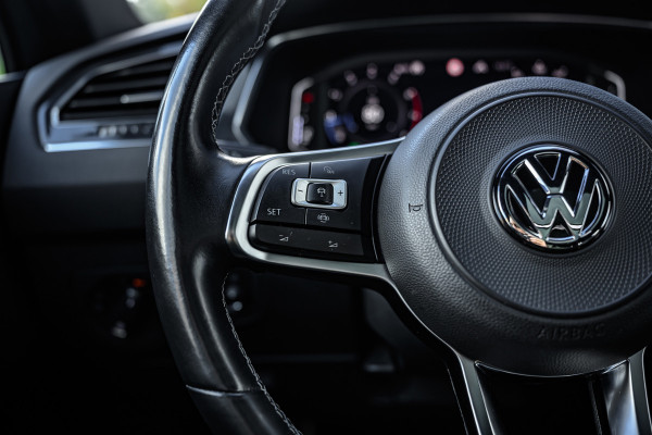 Volkswagen Tiguan Allspace 2.0 TSI 4Motion Highline Business R 7p. Pano/Trekhaak/HUD/Virtual