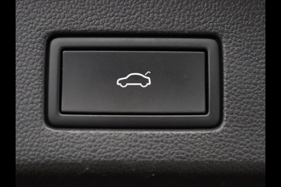 Volkswagen Arteon Shooting Brake 1.4 TSI eHybrid R-Line Business+ | SOH 90,4% | Leder/alcantara | Panoramadak | Adaptive cruise | Trekhaak | Head-up | Dodehoek detectie | 360 camera | Park assist | Carplay
