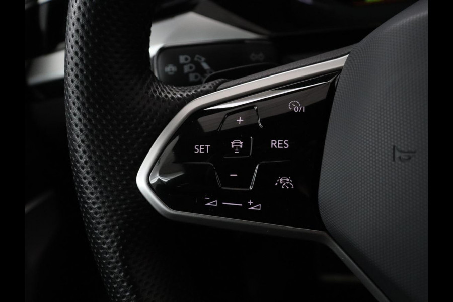 Volkswagen Arteon Shooting Brake 1.4 TSI eHybrid R-Line Business+ | SOH 90,4% | Leder/alcantara | Panoramadak | Adaptive cruise | Trekhaak | Head-up | Dodehoek detectie | 360 camera | Park assist | Carplay