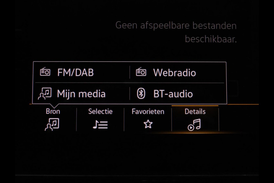 Volkswagen Arteon Shooting Brake 1.4 TSI eHybrid R-Line Business+ | SOH 90,4% | Leder/alcantara | Panoramadak | Adaptive cruise | Trekhaak | Head-up | Dodehoek detectie | 360 camera | Park assist | Carplay
