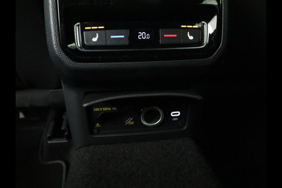 Volkswagen Arteon Shooting Brake 1.4 TSI eHybrid R-Line Business+ | SOH 90,4% | Leder/alcantara | Panoramadak | Adaptive cruise | Trekhaak | Head-up | Dodehoek detectie | 360 camera | Park assist | Carplay