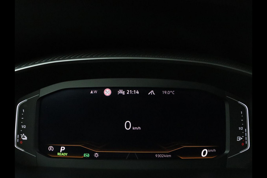 Volkswagen Arteon Shooting Brake 1.4 TSI eHybrid R-Line Business+ | SOH 90,4% | Leder/alcantara | Panoramadak | Adaptive cruise | Trekhaak | Head-up | Dodehoek detectie | 360 camera | Park assist | Carplay