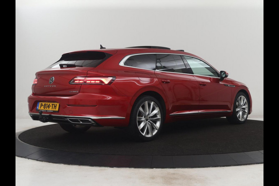 Volkswagen Arteon Shooting Brake 1.4 TSI eHybrid R-Line Business+ | SOH 90,4% | Leder/alcantara | Panoramadak | Adaptive cruise | Trekhaak | Head-up | Dodehoek detectie | 360 camera | Park assist | Carplay