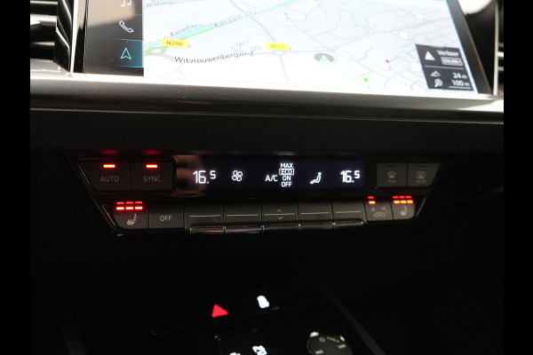 Audi Q4 e-tron 45 quattro S Line 82 kWh 286pk Dealer O.H | Trekhaak Af Fabriek | Adaptive Cruise | 360 Camera | Matrix LED | Lederen Sportstoelen Verwarmd | Keyless | Sfeerverlichting | Blis | Navigatie | Virtual | DAB | 19"L.M |