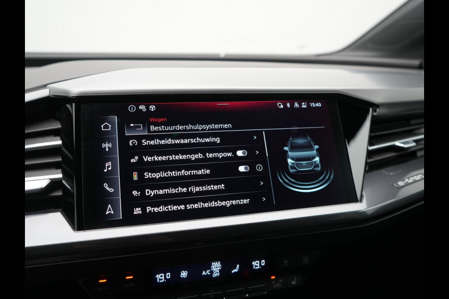 Audi Q4 e-tron 45 quattro S Line 82 kWh 286pk Dealer O.H | Trekhaak Af Fabriek | Adaptive Cruise | 360 Camera | Matrix LED | Lederen Sportstoelen Verwarmd | Keyless | Sfeerverlichting | Blis | Navigatie | Virtual | DAB | 19"L.M |