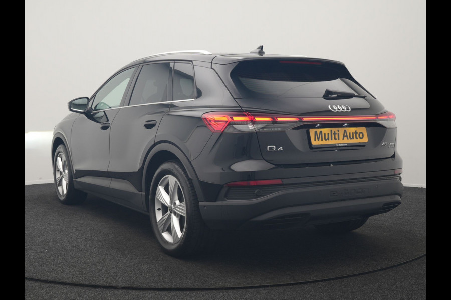 Audi Q4 e-tron 45 quattro S Line 82 kWh 286pk Dealer O.H | Trekhaak Af Fabriek | Adaptive Cruise | 360 Camera | Matrix LED | Lederen Sportstoelen Verwarmd | Keyless | Sfeerverlichting | Blis | Navigatie | Virtual | DAB | 19"L.M |